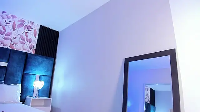 Larabrooks online show from 03-21-26, 07:46