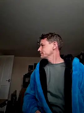 outdoorfun22 online show from 03-23-26, 06:39