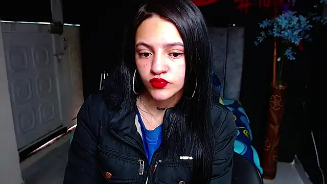 Violettasquirt online show from 03-11-26, 01:39