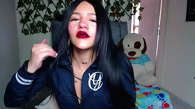 Snapshot of Violettasquirt chatting on 07-09-26, 01:37 Violettasquirt online show from 07-09-26, 01:37