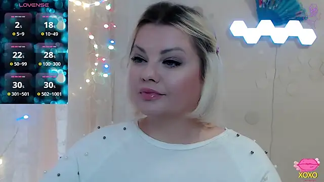 JewellKiss7 online show from 04-08-26, 12:49