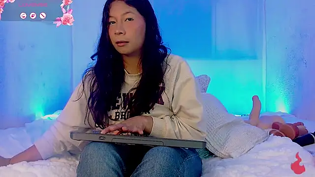 zoewilliams2 online show from 02-10-26, 01:21