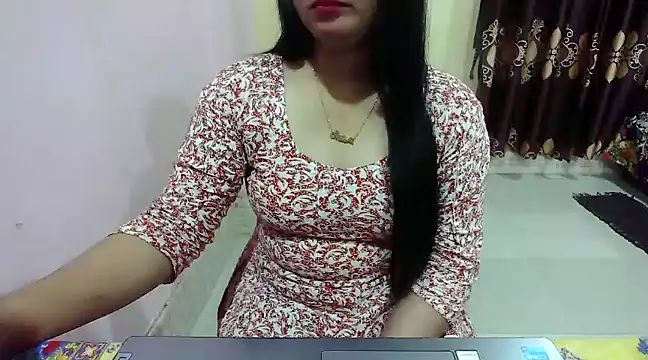 LovelyRose69 online show from 01-01-25, 03:14