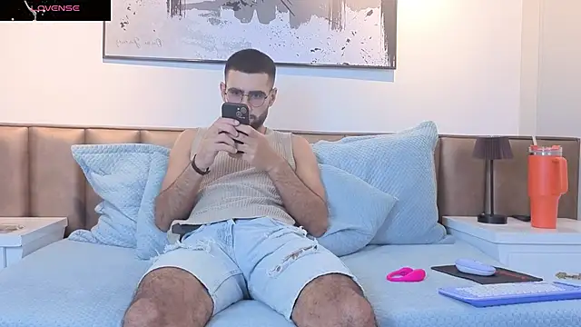 Ethan  Walker online show from 03-19-26, 07:07