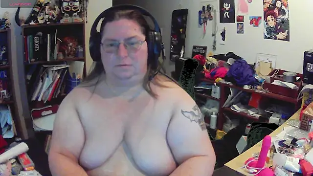 Snapshot of ShibariTurtleDuck chatting on 06-04-26, 02:23 ShibariTurtleDuck online show from 06-04-26, 02:23