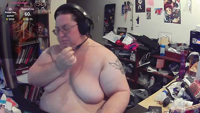 Snapshot of ShibariTurtleDuck chatting on 07-01-26, 04:18 ShibariTurtleDuck online show from 07-01-26, 04:18