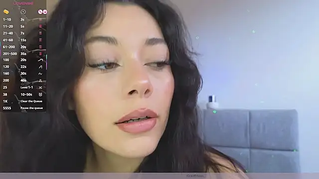 Snapshot of Soffimoon_ chatting on 06-25-26, 08:24 Soffimoon online show from 06-25-26, 08:24