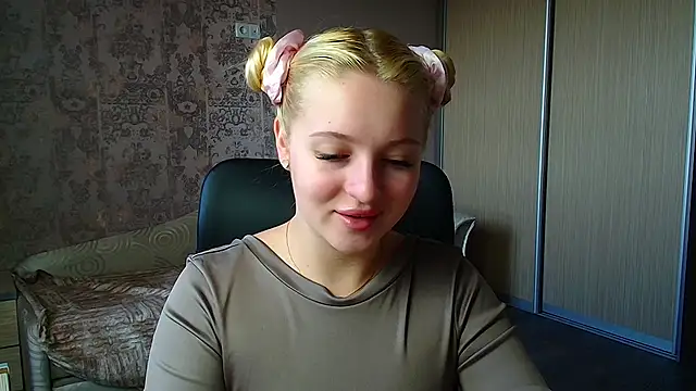 Milka kiss  online show from 03-16-26, 11:58