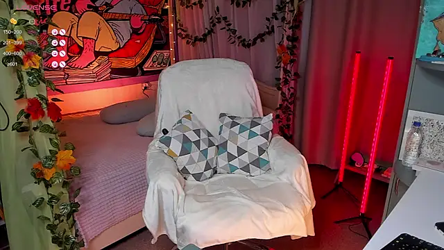  Forest Lina  online show from 12-08-24, 09:57