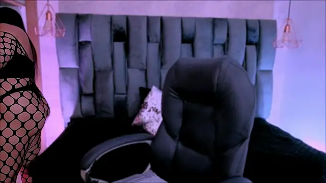 Xisu  online show from 04-11-26, 11:47