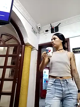 NicoleEsposito online show from 04-01-26, 12:39