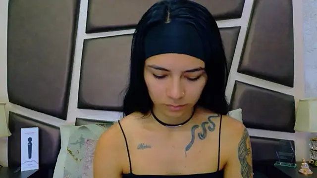 Snapshot of NicoleEsposito chatting on 07-07-26, 12:42 NicoleEsposito online show from 07-07-26, 12:42