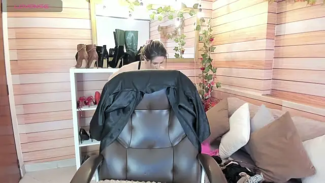 Victoria collins 1 online show from 03-16-26, 11:25