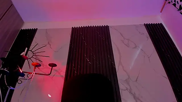 ALICEPOIXXXON online show from 04-11-26, 06:01