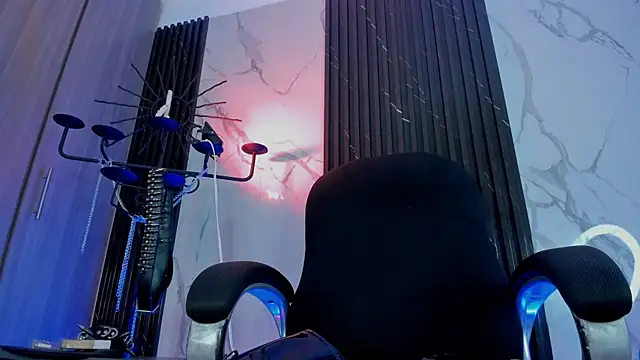 ALICEPOIXXXON online show from 04-16-26, 12:22