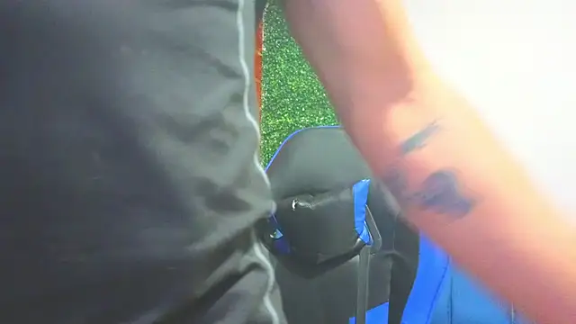 Demitryo online show from 03-06-26, 03:58