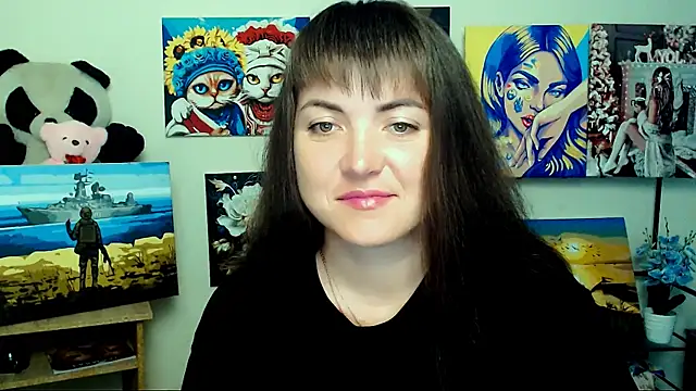 Snapshot of Darina_M_ chatting on 07-14-26, 04:39 Darina M online show from 07-14-26, 04:39