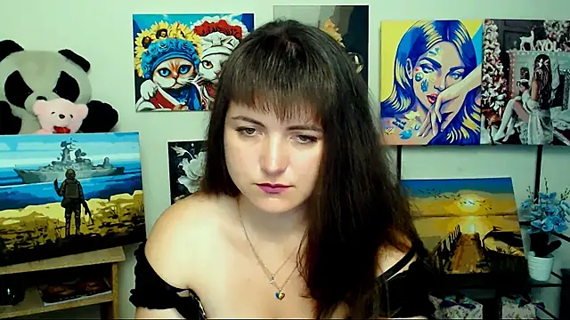 Snapshot of Darina_M_ chatting on 07-15-26, 04:40 Darina M online show from 07-15-26, 04:40
