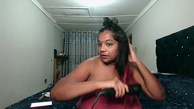 Indianmayaxoxo online show from 03-04-25, 07:22