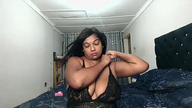 Indianmayaxoxo online show from 03-08-25, 04:17