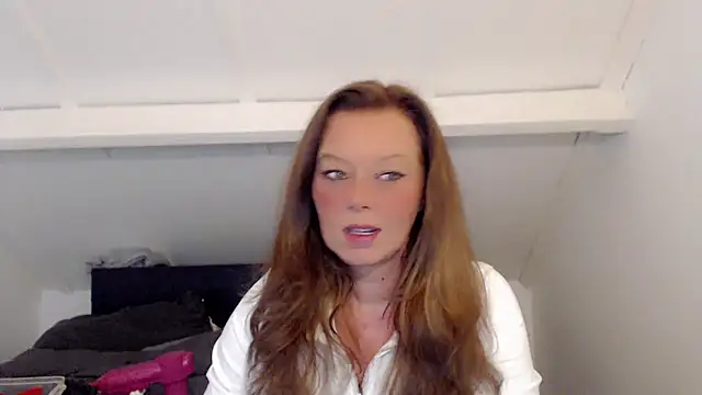 roxanna24 online show from 03-12-26, 07:20