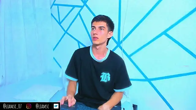 liam scott77 online show from 10-09-25, 07:12