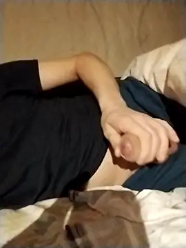 Snapshot of Grig1982 chatting on 03-03-26, 06:25 Grig1982 online show from 03-03-26, 06:25