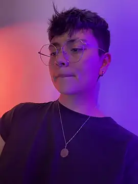 Ashley Chriss online show from 12-09-24, 02:45