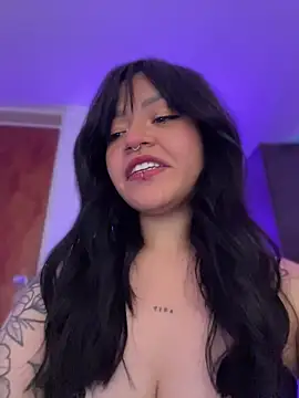 Ashley Chriss online show from 06-11-26, 11:47