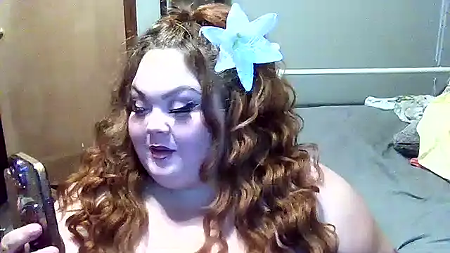 Snapshot of _GodessIsabella_97 chatting on 11-06-25, 08:37 GodessIsabella 97 online show from 11-06-25, 08:37