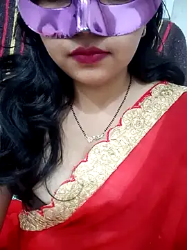 Snapshot of Shivi_shahh chatting on 03-07-25, 05:17 Shivi shahh online show from 03-07-25, 05:17