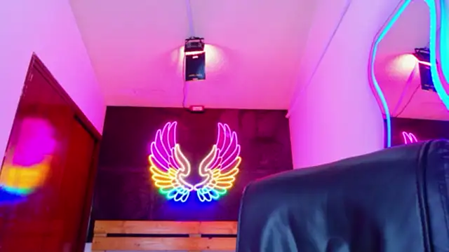 meghan nill online show from 03-17-26, 03:33