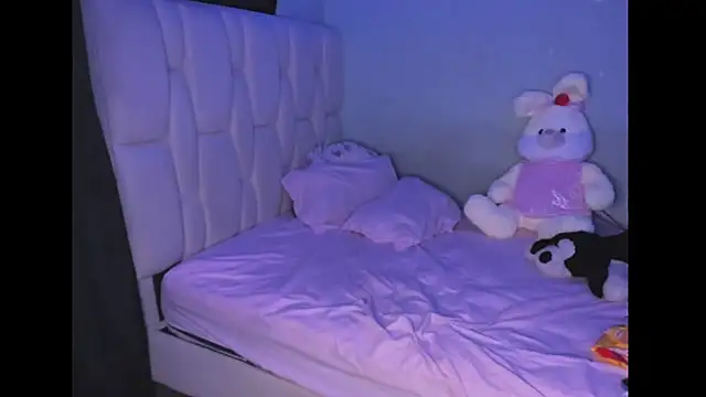 KittyKlum online show from 02-17-25, 11:20