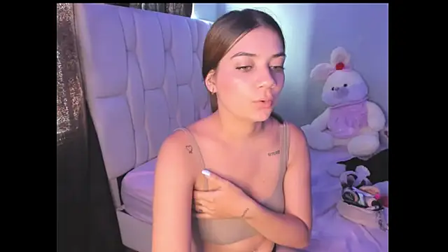 KittyKlum online show from 03-19-25, 07:38