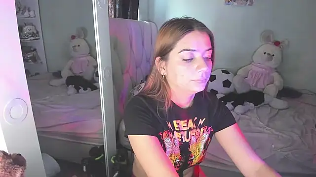 KittyKlum online show from 02-17-26, 08:26