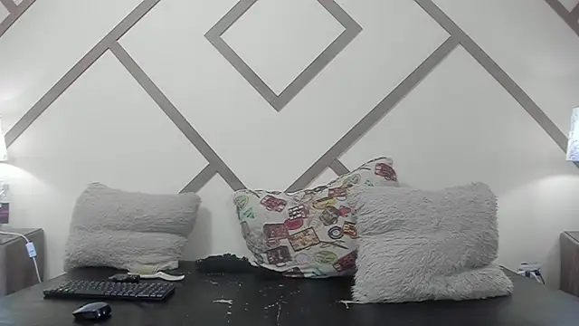 Snapshot of FernandaClar chatting on 04-12-26, 03:28 FernandaClar online show from 04-12-26, 03:28