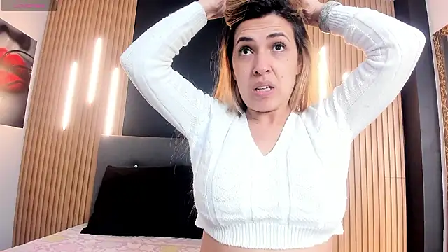 EvaaLovia1 online show from 03-05-26, 01:18