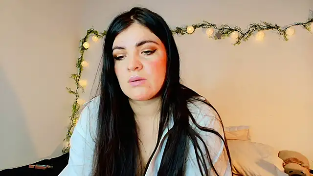 Amara vega online show from 05-15-26, 10:11
