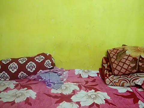 Snapshot of Sexyranibhabhi chatting on 03-25-26, 02:34 Sexyranibhabhi online show from 03-25-26, 02:34