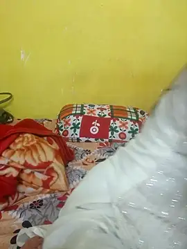 Snapshot of Sexyranibhabhi chatting on 04-11-26, 01:54 Sexyranibhabhi online show from 04-11-26, 01:54