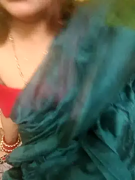 Snapshot of Sexyranibhabhi chatting on 04-11-26, 02:21 Sexyranibhabhi online show from 04-11-26, 02:21