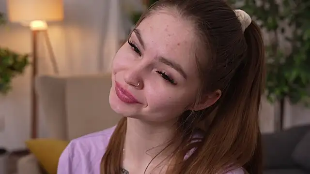 Snapshot of CherrylReid chatting on 12-20-24, 02:41 CherrylReid online show from 12-20-24, 02:41