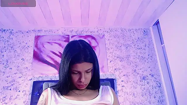 Snapshot of Zoee_babygirl chatting on 02-01-25, 12:58 Zoee babygirl online show from 02-01-25, 12:58