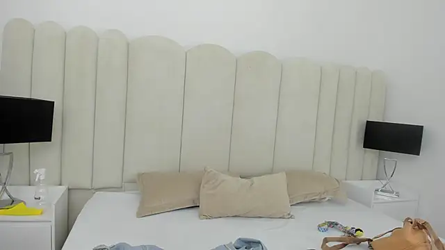 AnnyCherry  online show from 03-27-26, 10:42