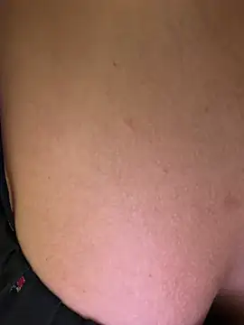 Snapshot of Adriennesexxx chatting on 03-28-26, 11:15 Adriennesexxx online show from 03-28-26, 11:15