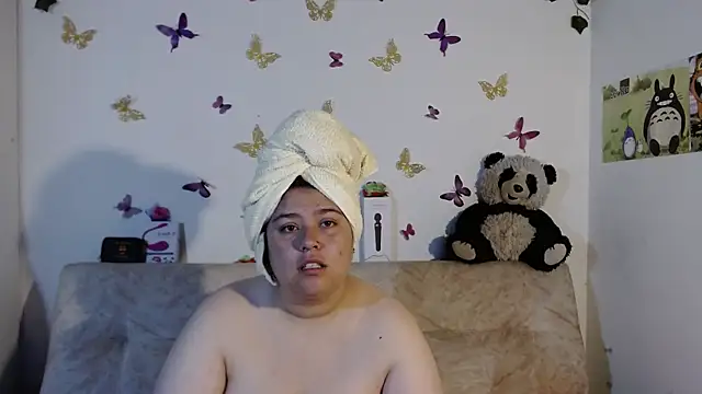 LennaTurnerr online show from 07-15-26, 05:40