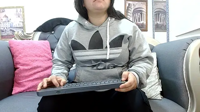 Snapshot of KataleyaStiward chatting on 07-01-26, 01:13 KataleyaStiward online show from 07-01-26, 01:13