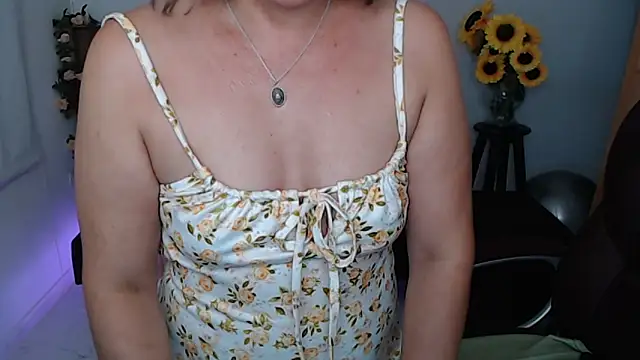 Ghada milf online show from 05-15-26, 11:45
