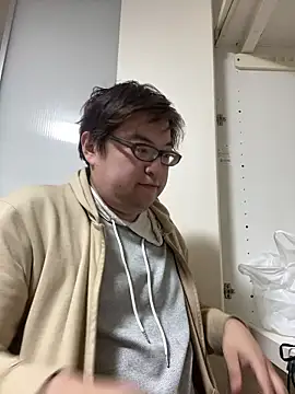 yuuki198912 online show from 03-24-26, 04:45