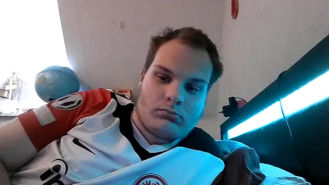 Nicolasjlhkjzl online show from 06-05-26, 10:54